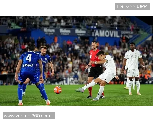 意甲经典对决巴萨惊险战胜皇马神扑瞬间成比赛转折点