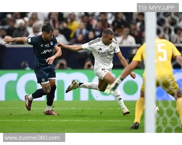 欧联杯激战：拜仁逆袭皇马点球大战成焦点全场沸腾