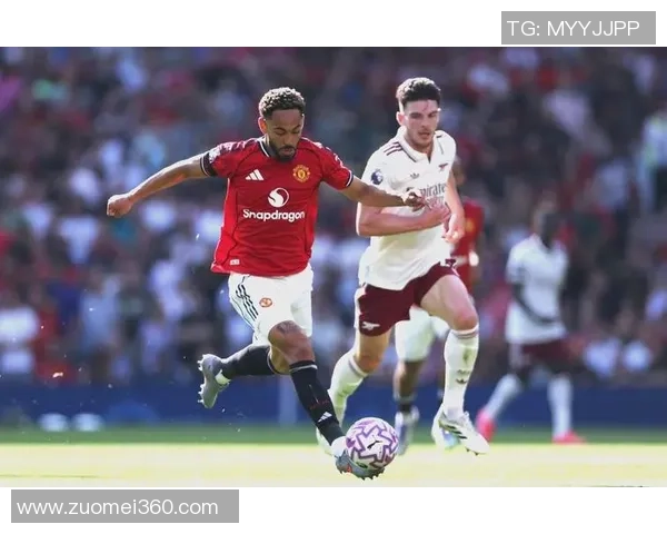 曼联逆转阿森纳友谊赛精彩瞬间引发争议判罚全场沸腾