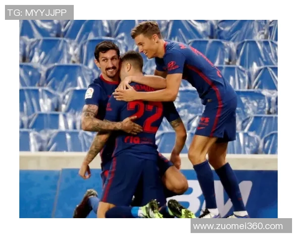 西甲经典对决尤文图斯与AC米兰1比1平点球大战引发全场热烈反响