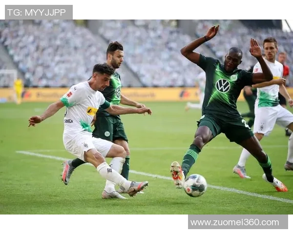 德甲惊现冷门尤文图斯逆转巴黎圣日耳曼引发全场轰动