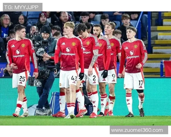 意甲盛宴:曼联狂胜多特蒙德五球大捷全场沸腾精彩集锦回顾 意甲盛宴:曼联狂胜多特蒙德五球大捷全场沸腾精彩集锦回顾