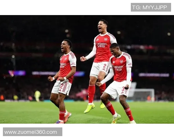 意甲精彩对决阿森纳与拜仁激战成平局神扑瞬间引发全场狂欢与转会传闻