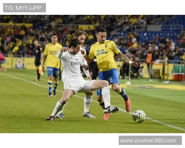 西甲经典对决皇马逆转曼联全场沸腾战术解析与精彩瞬间回顾 西甲经典对决皇马逆转曼联全场沸腾战术解析与精彩瞬间回顾